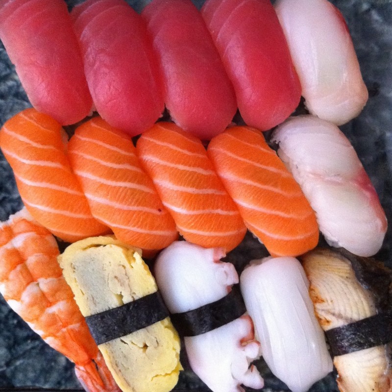 8 SUSHI MIX